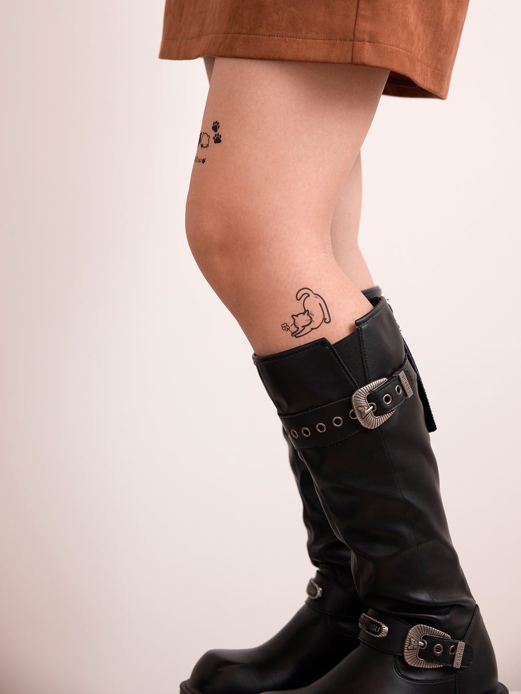 ⋆🐾°MEOW⋆🐾°